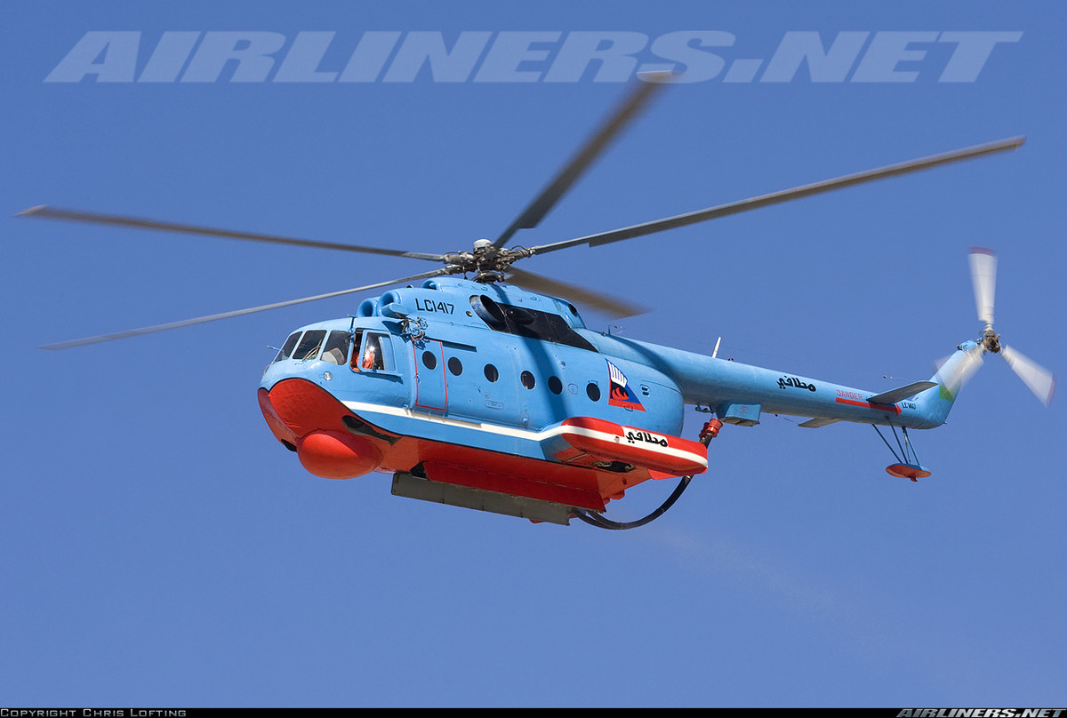 Còn nhớ vào năm 1992, sau khi Liên Xô sụp đổ, Mỹ và NATO đã ép Nga phải bỏ luôn trực thăng Mi-14 vì lo sợ sự nguy hiểm trong vai trò tác chiến chồng ngầm của loại máy bay này. Lưu ý là mới đây, Nga từng có ý định hồi sinh trực thăng Mi-14 bởi tham số kỹ chiến thuật của nó vẫn vượt trội so với dòng Ka-27 hiện tại. Nguồn ảnh: Airliners.net