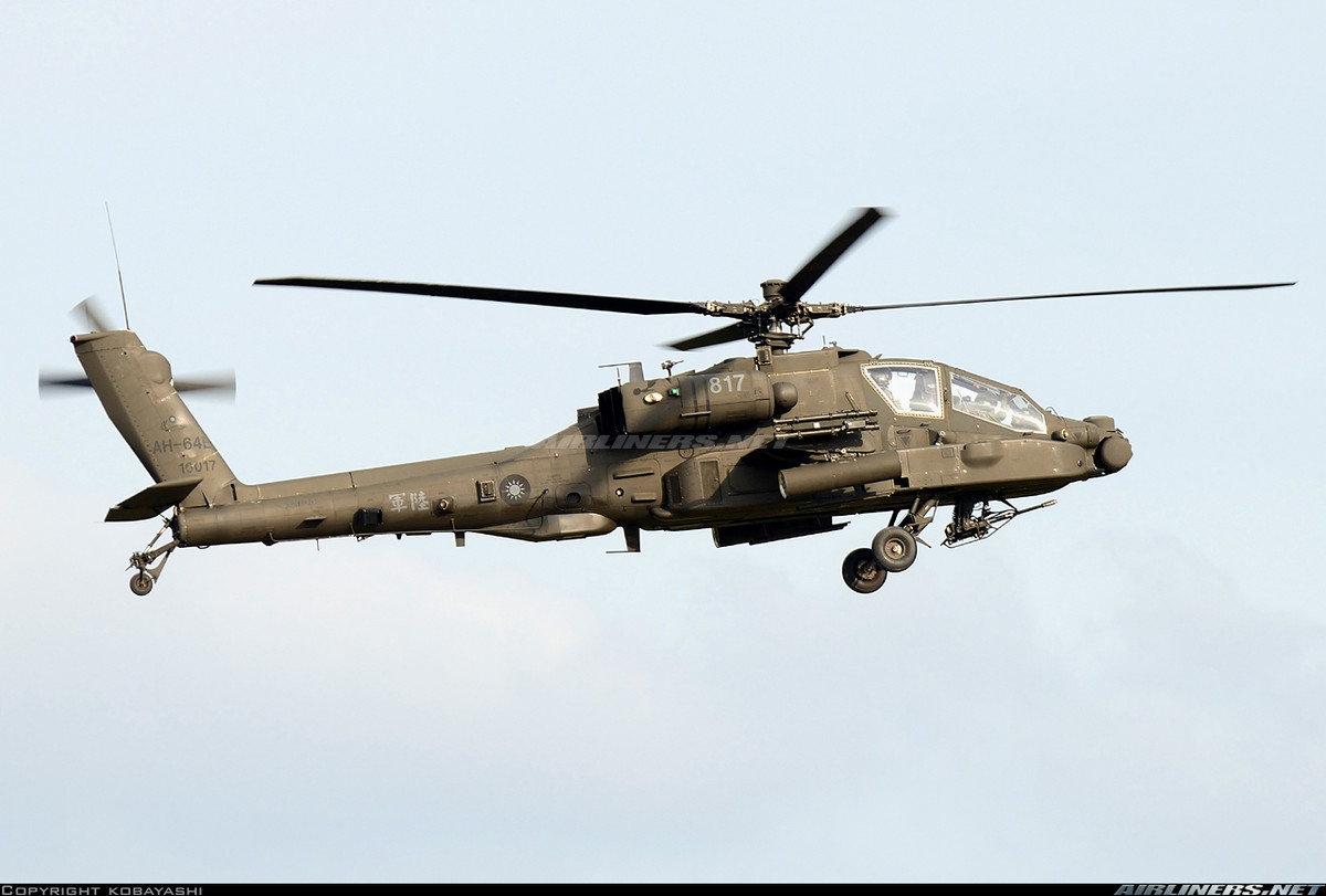 Nếu dòng tên lửa chống tăng có điều khiển (ATGM) của Israel này chứng minh được năng lực và sức mạnh tại cuộc thử nghiệm, quân đội Mỹ chắc chắn sẽ lựa chọn vũ khí này không chỉ cho máy bay AH-64E Apache Guardian mà còn nhiều loại trực thăng tấn công khác trong biên chế. Thực tế, trước đó, từ năm 2016 đã xuất hiện thông tin về việc quân đội Israel đã tích hợp thành công tên lửa Spike NLOS lên các đơn vị trực thăng tấn công AH-64 Apache và đã được xác minh thực chiến tại Syria. Nguồn ảnh: Airliners.net