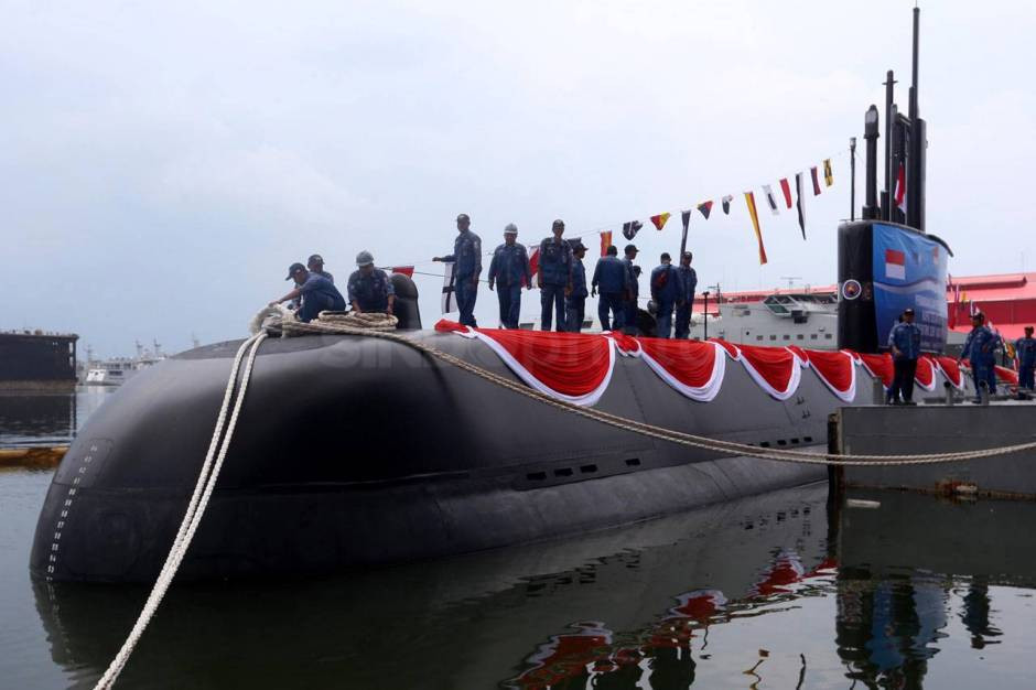 Cụ thể, tàu thứ 1 phía Indonesia sẽ chế tạo 2 trong số 6 module rồi chuyển tới Hàn Quốc lắp ráp tổng thành; tàu thứ 2 Indonesia sẽ đóng 4 trong 6 module và chuyển cho Hàn Quốc; tàu thứ 3 Indonesia đang đề xuất sẽ đóng toàn bộ tàu ngầm. Nguồn ảnh: Bmpd