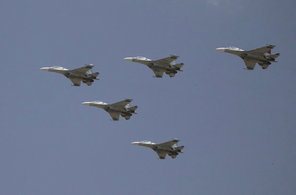 Đội hình tiêm kích Su-30MK2 của Venezuela. Nguồn ảnh: dambiev