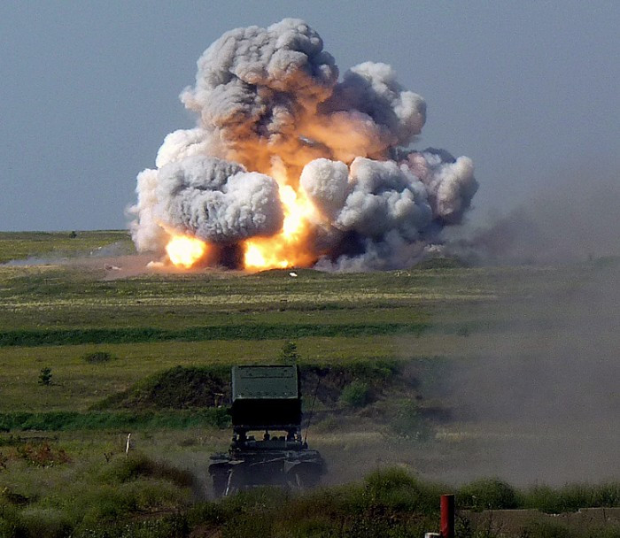 Thậm chí, sức mạnh của đạn nhiệt áp còn tương đương với vũ khí nguyên tử, nhưng không phát ra phóng xạ. Nguồn ảnh: Wikipedia