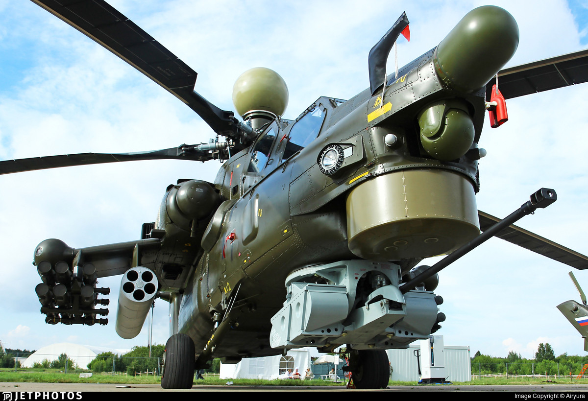 Dưới "cằm" trực thăng tấn công Mi-28 được trang bị tháp pháo 30mm 2A42 với cơ số đạn 250 viên. Nguồn ảnh: Jetphotos