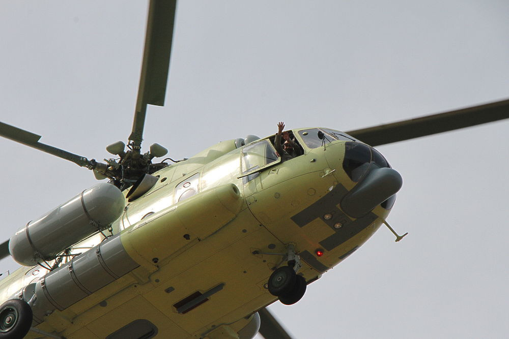 Ulan-Ude - thủ phủ của Cộng hòa Buryatia lâu này được biết tơi là nơi đặt nhà máy sản xuất máy bay trực thăng hàng đầu thế giới. Nơi đây đã sản sinh ra hàng nghìn chiếc Mi-8/17 huyền thoại và dây chuyền này vẫn tiếp tục chạy “hết tốc lực” tới tận hôm nay. Ảnh: Dagbaev Zorigto