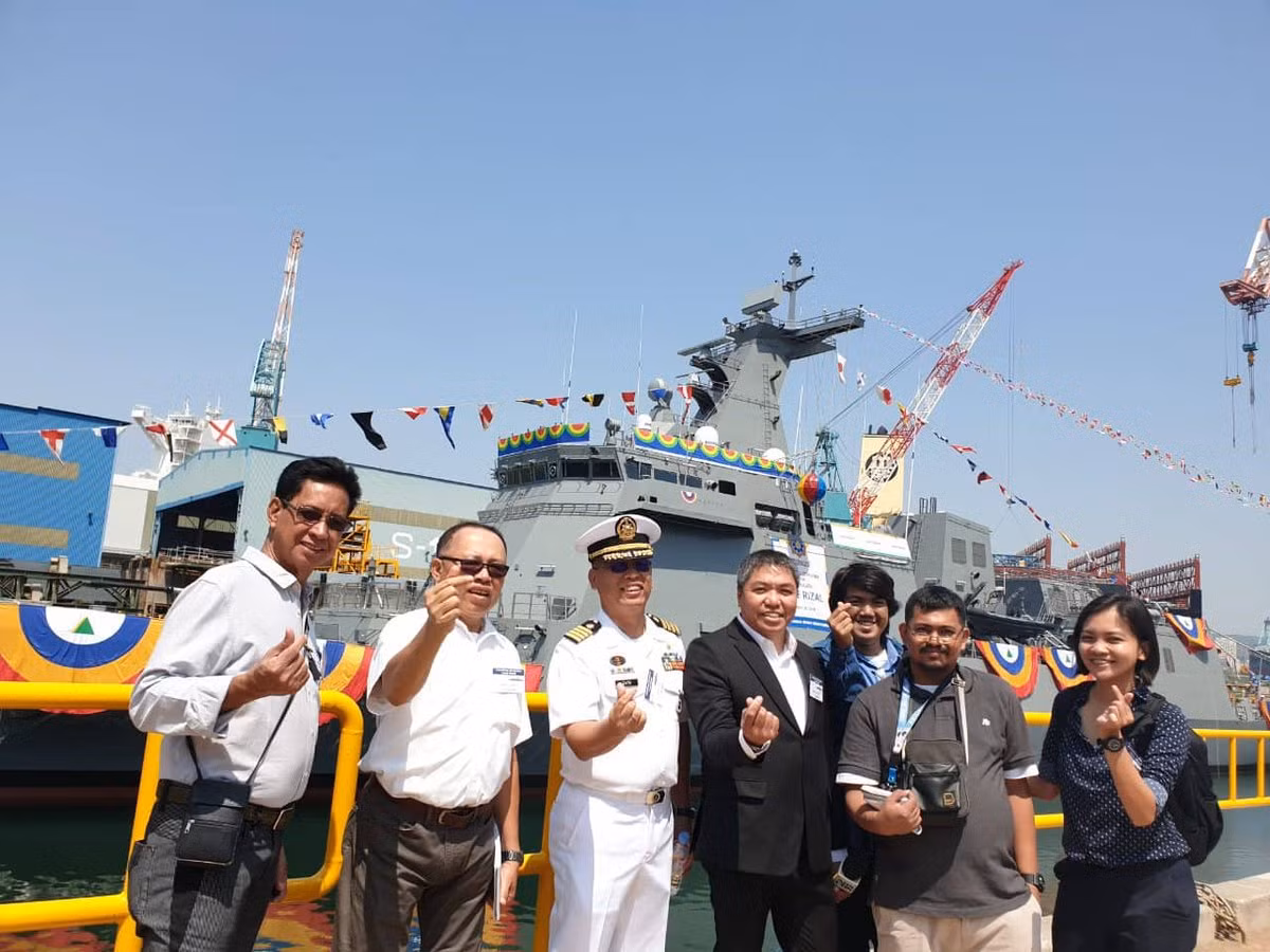 Khi đó, Joser Rizal sẽ trở thành chiến hạm hiện đại nhất trong lịch sử Hải quân Philippines, nắm giữ hàng loạt kỷ lục như là tàu chiến tên lửa đầu tiên của nước này. Thật vậy, kể từ khi thành lập tới nay, Hải quân Philippines chưa bao giờ sở hữu tàu chiến tên lửa. Nguồn ảnh: Bmpd