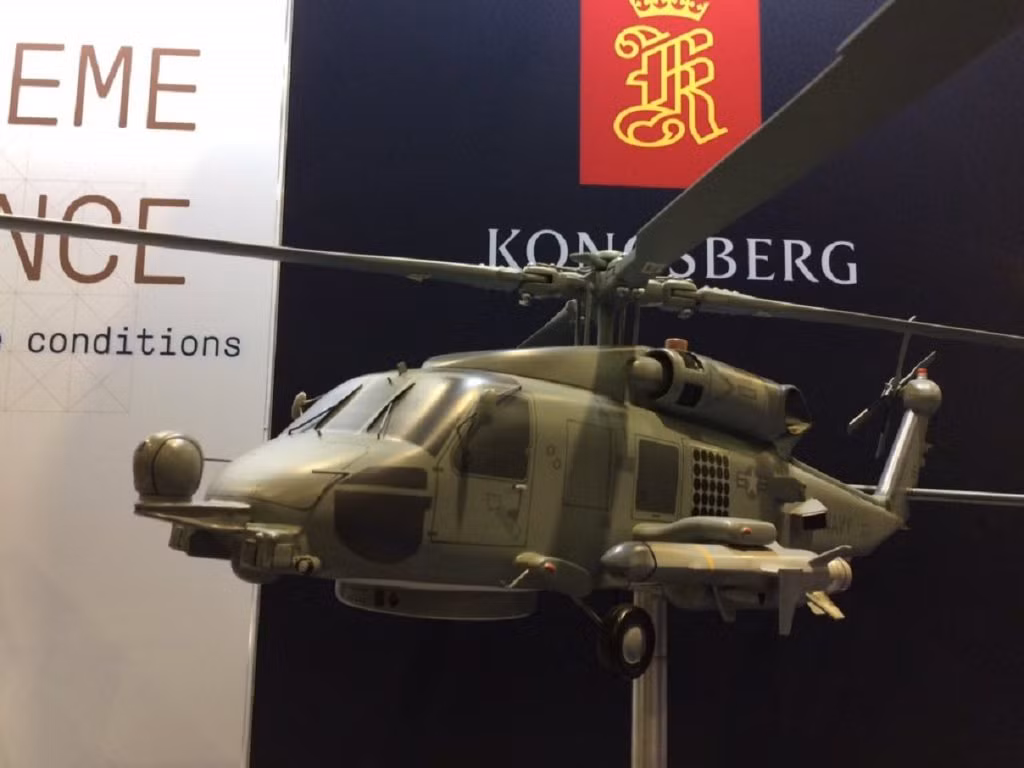 Trong ảnh là mô hình MH-60R lắp 2 quả tên lửa NSM được chuyên gia James Drew đăng tải. Mô hình này được giới thiệu tại triển lãm không gian biển ở Trung tâm Hội nghị quốc gia Gaylor. Nguồn ảnh: James Drew