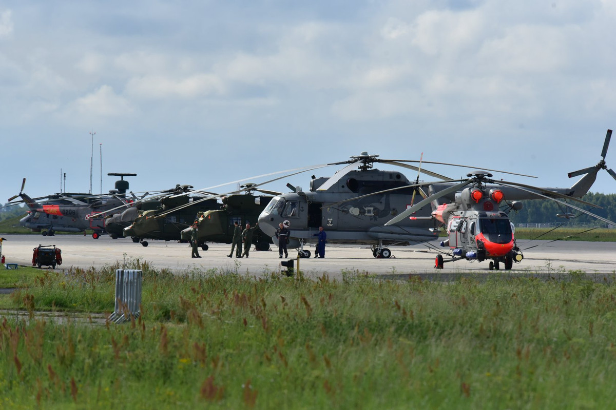 Dàn trực thăng chủ lực của Hải quân Ba Lan hiện nay. Nguồn ảnh: Marian Kluczyński