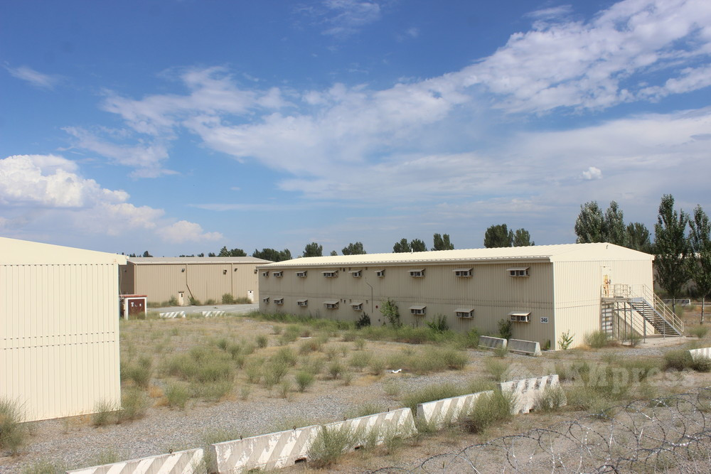 Máy móc đã bị tháo sạch khi Quân đội Mỹ rời khỏi đây. Nguồn ảnh: AKIpress