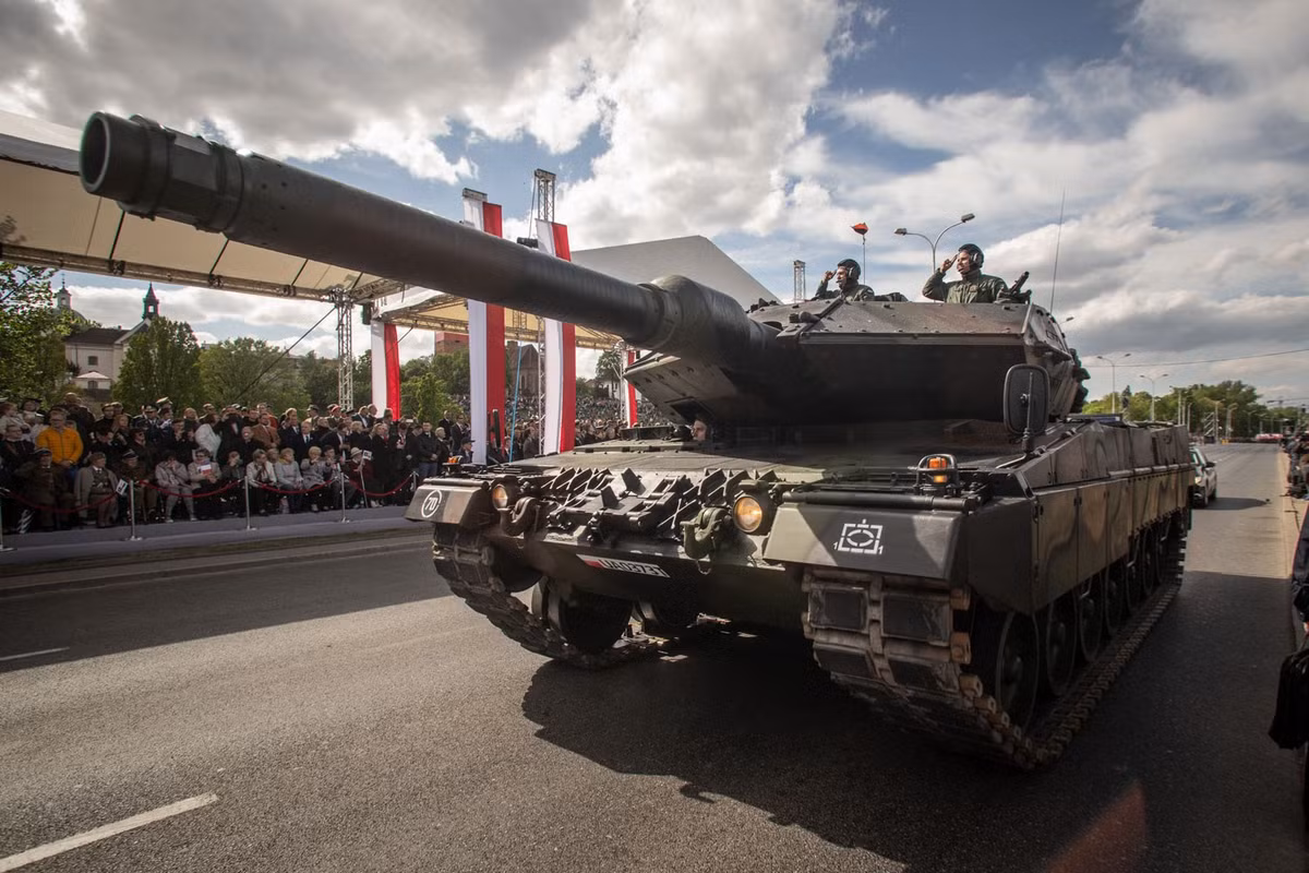 Hiện Quân đội Ba Lan đang có trong tay khoảng 250 chiếc Leopard 2A4/A5/LJ/PL. Nguồn ảnh: Bmpd