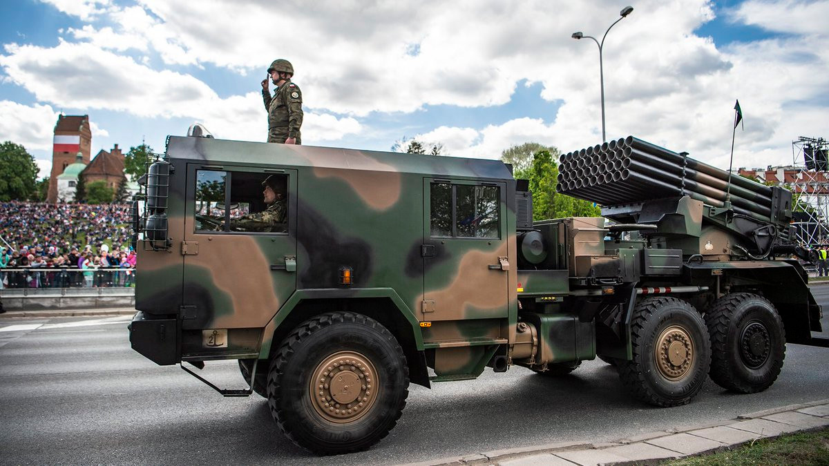 Pháo phản lực phóng loạt 122mm WR-40 Langusta do Ba Lan tự sản xuất. Nguồn ảnh: Bmpd