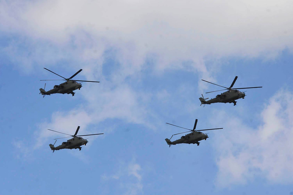 Biên đội trực thăng tấn công Mil Mi-35. Nguồn ảnh: Bmpd