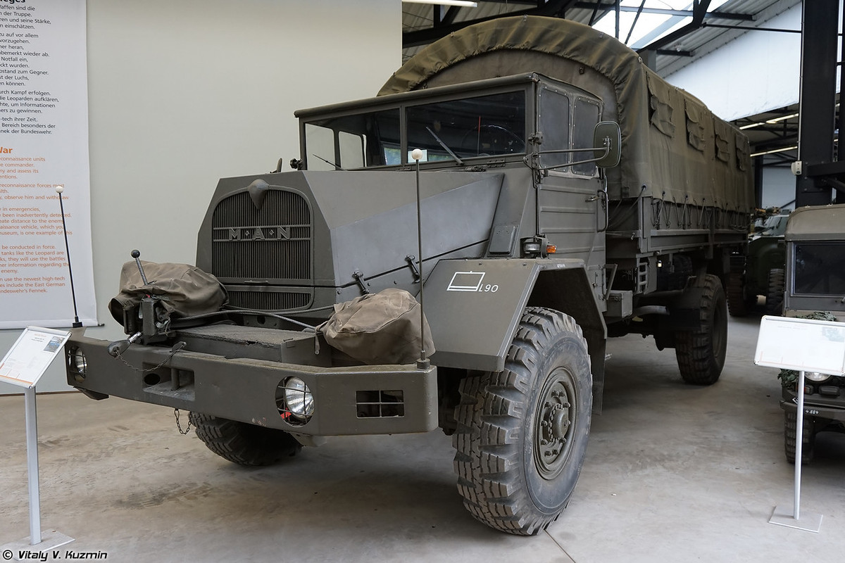 Xe vận tải quân sự MAN 630 L2AE. Nguồn ảnh: Vitaly-Kuzmin