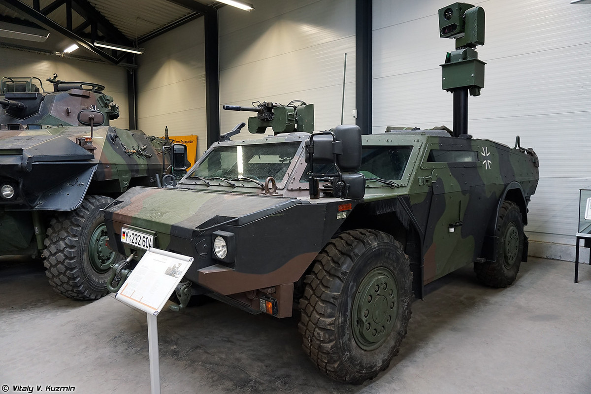 Xe thiết giáp trinh sát FENNEK. Nguồn ảnh: Vitaly-Kuzmin