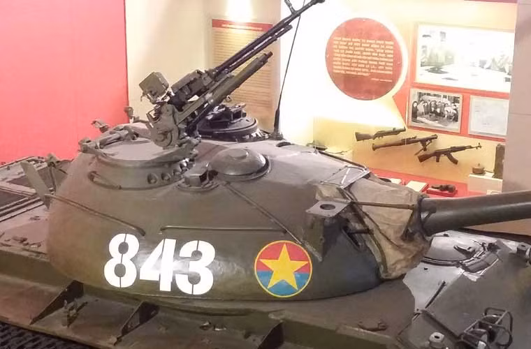 Giới chuyên gia sau này đánh giá, với STP-2, T-54B có khả năng tấn công mục tiêu trong khi đang di chuyển với tốc độ cao với độ chính xác cao - trung bình tùy vào vị trí khai hỏa.