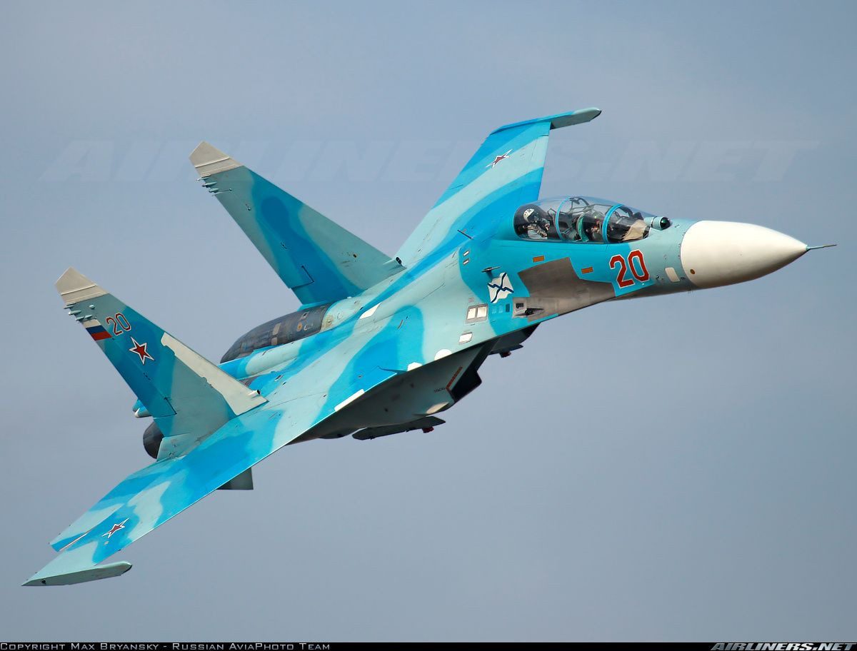 Nhiều quốc gia trên thế giới nhanh chóng "xuống tiền" tậu hàng trăm chiếc Su-27 như Trung Quốc, Việt Nam, Ethiopia, Indonesia... Đó là chưa kể các phiên bản cải tiến từ Su-27 mang không ít lợi nhuận về cho Sukhoi và nước Nga. Nguồn ảnh: Airliners.net