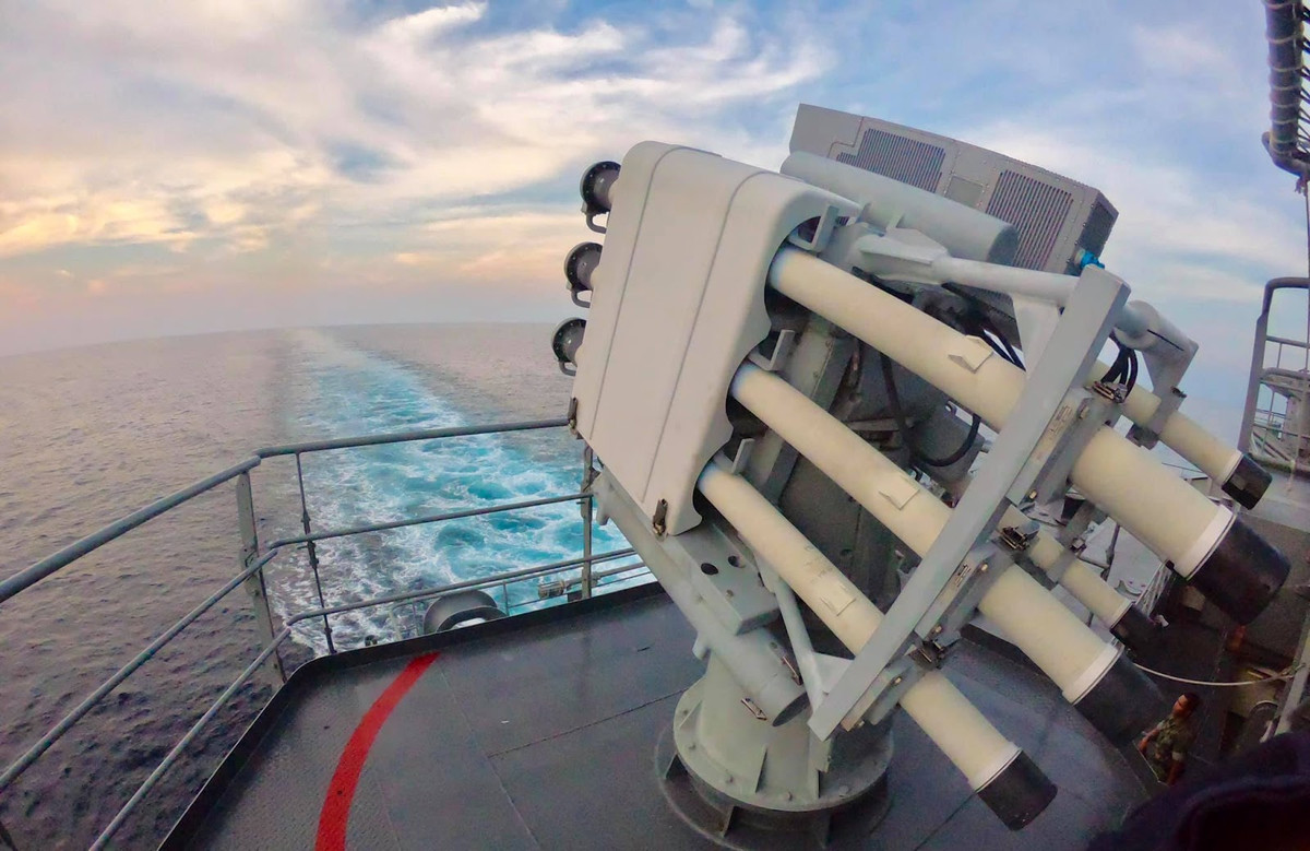 Cận cảnh bệ phóng tên lửa phòng không Mistral trên tàu sân bay Charki Naruebet (911). Nguồn ảnh: Thai-Defence