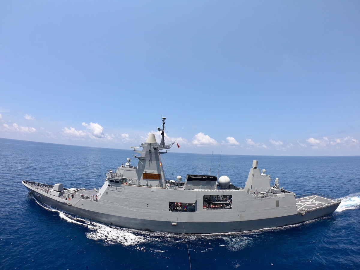 HTMS Bhumibol Adulyadej trang bị hệ thống phòng không hiện đại RIM-162 ESSM phóng thẳng đứng cùng tên lửa hành trình chống hạm Harpoon. Nguồn ảnh: Thai-Defence