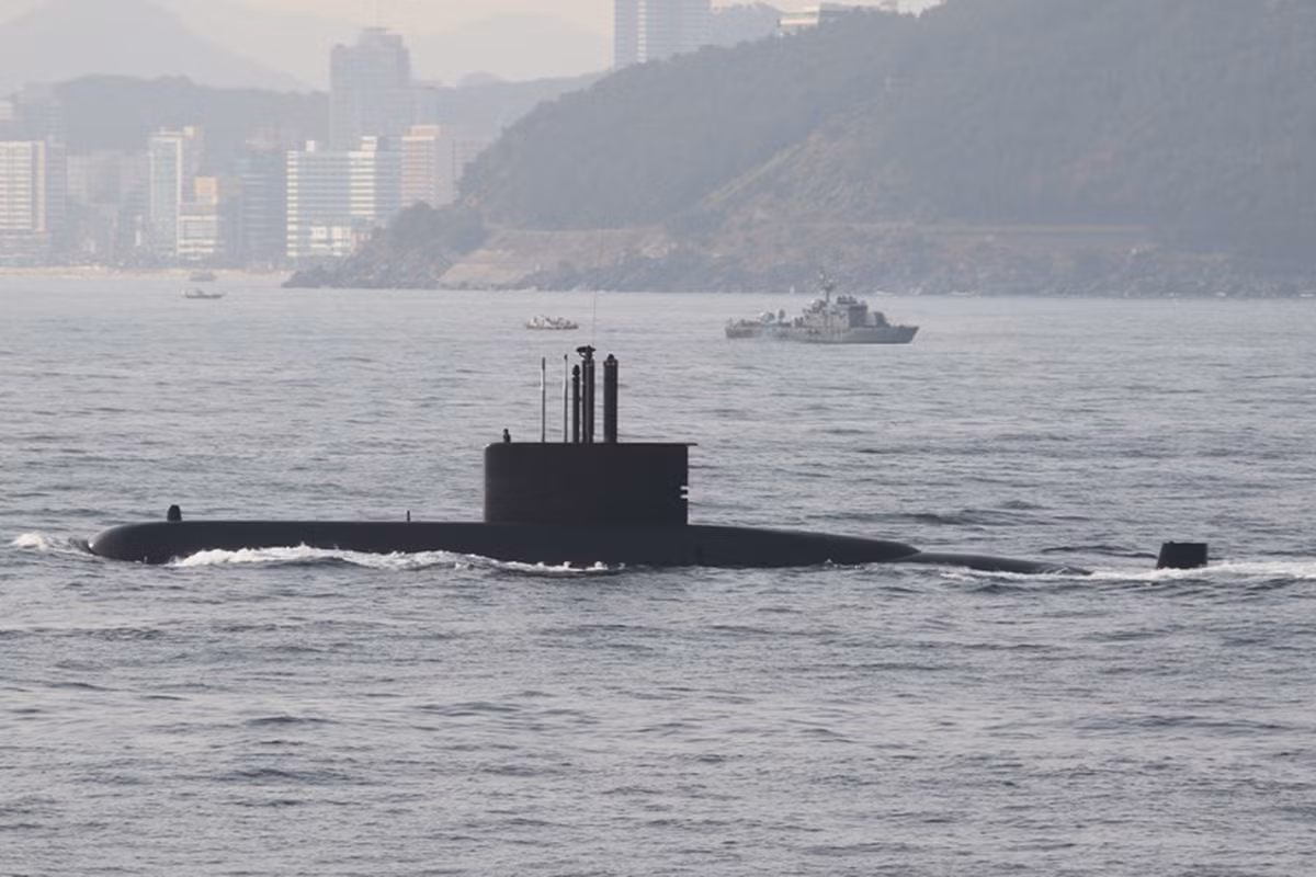 Như vậy, với việc có trong biên chế tới 8 tàu ngầm Type 209 thì xem ra có khả năng Hải quân Indonesia sẽ tìm kiếm một lớp tàu mới hoặc phiên bản cải tiến tốt hơn thay vì tiếp tục lựa Type 209 cho loạt 4 tàu còn lại theo ý đồ hiện tại. Nguồn ảnh: PT-PAL