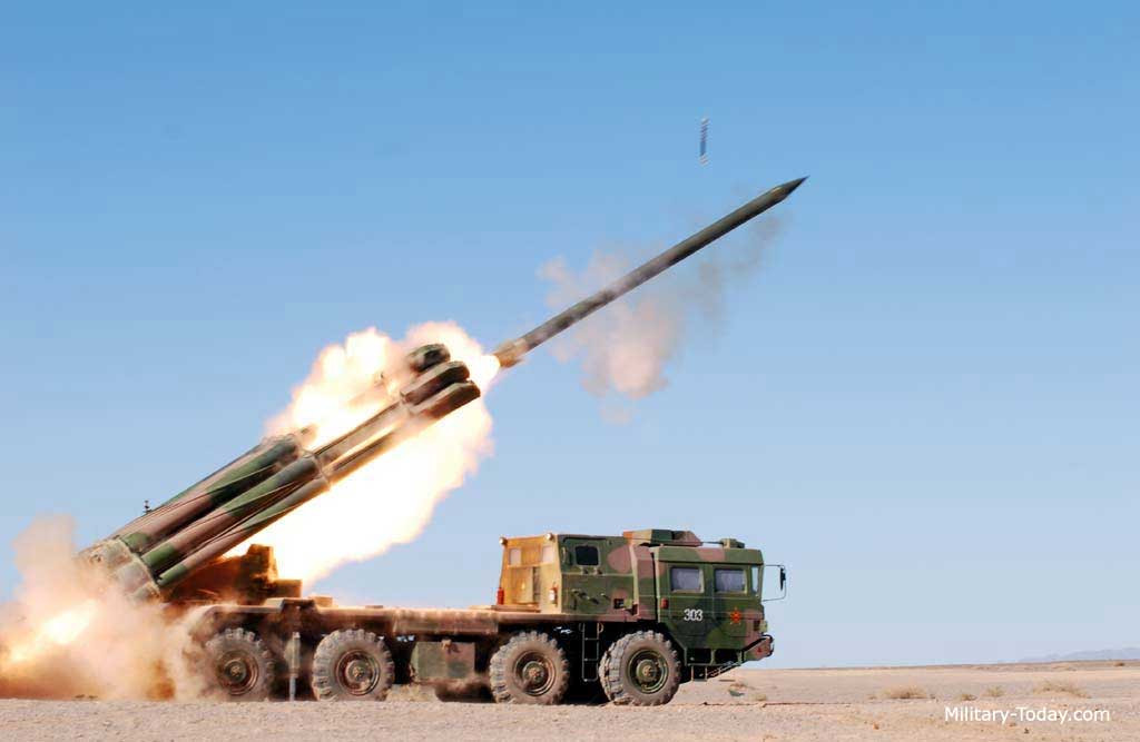 Mỗi quả đạn rocket nặng khoảng 800kg, mang đầu đạn nặng 280kg kiểu nổ phá mảnh, nhiệt áp hoặc bom chùm chống tăng.... Nguồn ảnh: Military-Today
