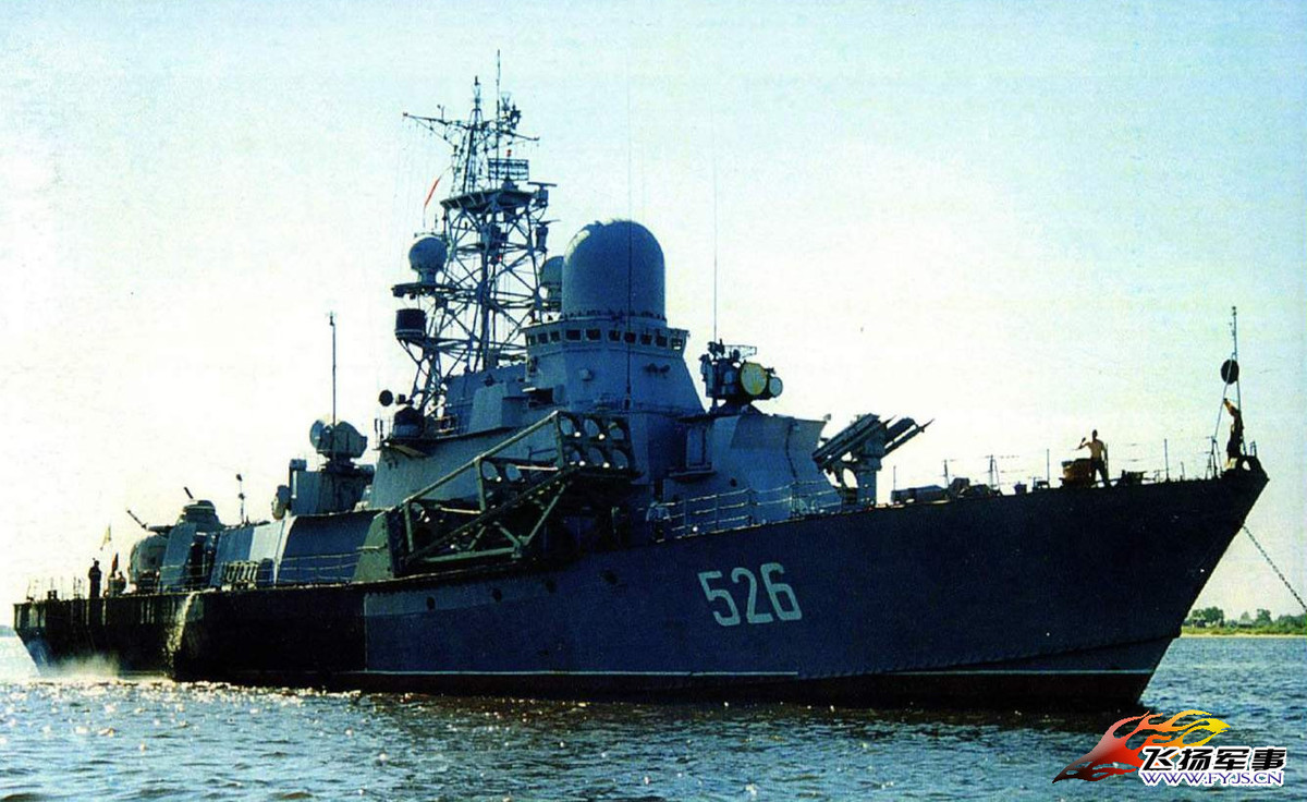 Cũng có khả năng việc tích hợp Oniks lên tàu chiến cỡ nhỏ là quá nặng nề, làm giảm hiệu suất của toàn bộ con tàu vì vốn dĩ Oniks là tên lửa cỡ lớn nặng tới 3 tấn. Ảnh: FYJS