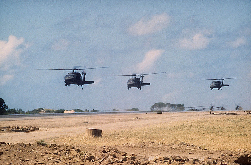 Trong suốt 40 năm phục vụ (tính đến 2019), các máy bay UH-60A Black Hawk tham gia hầu hết vào các cuộc xung đột quân sự trên thế giới mà Mỹ tham gia, khơi mào. Nguồn ảnh: Wikipedia