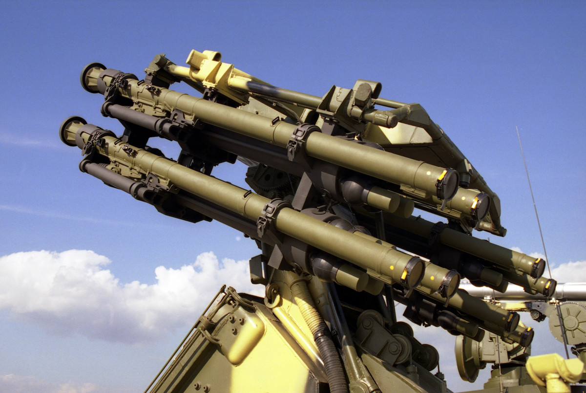 Phiên bản xuất khẩu có thể được cấu hình thêm hệ thống phòng không tầm thấp 3M-47 Gibka. Nguồn ảnh: Wikipedia