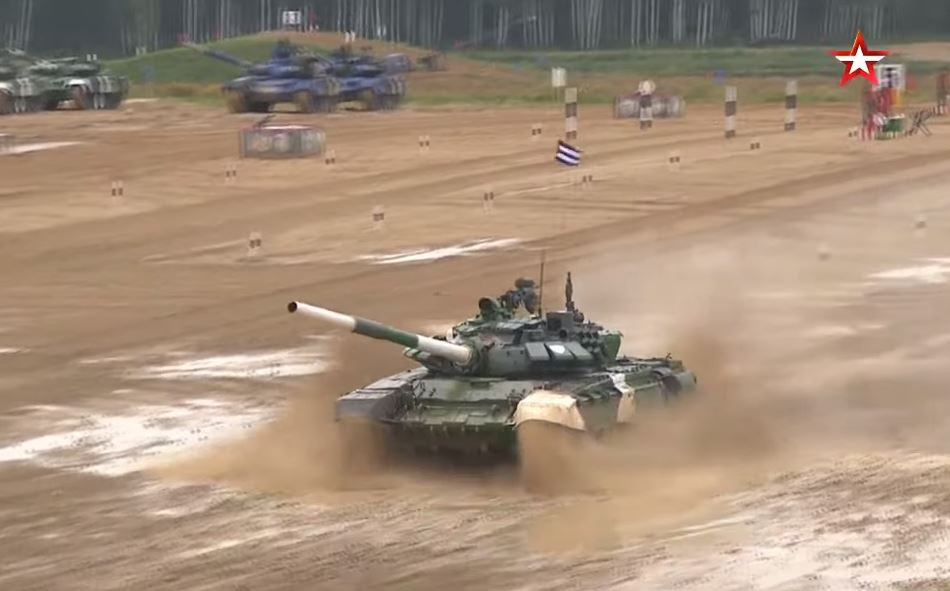 Điều đáng nói, đội xếp đầu bảng là Cuba – lần đầu tiên tham gia kỳ thi Tank Biathlon tại Nga. Theo dõi buổi truyền hình trực tiếp của Bộ Quốc phòng Nga tối qua có thể thấy rõ việc đội tuyển xe tăng Cuba chơi rất hay. Nguồn ảnh: Tzvezda.ru