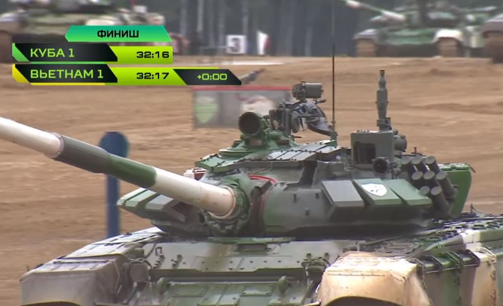 Việc đội Cuba đạt thành tích tuyệt vời ngay trong lần đầu tiên tham dự hội thao quân sự Army Games khiến không ít người đặt ra câu hỏi phải chăng Cuba từng có trong tay xe tăng T-72. Bởi theo dõi cuộc thi, có thời điểm các tay lái Cuba “vít ga” tới hơn 60km/h. Chứng tỏ họ rất thành thục trong việc sử dụng T-72, còn nhớ lần đầu tiên tham dự Army Games năm ngoái, tốc độ xe tăng Việt Nam chỉ hơn 50km/h. Nguồn ảnh: Tzvezda.ru