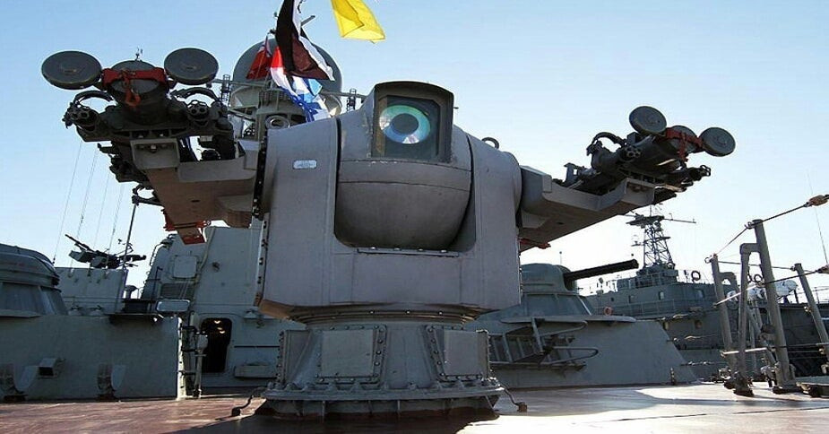 Hệ thống phòng không tầm thấp 3M-47 Gibka có thể tích hợp trên các tàu tên lửa nhỏ cỡ như Molniya của Việt Nam. Nó trang bị đạn của tổ hợp tên lửa vác vai Igla với tầm bắn từ 500-6.000m, độ cao tác xạ từ 5m tới 3.500m. Ảnh: Navy Recognition