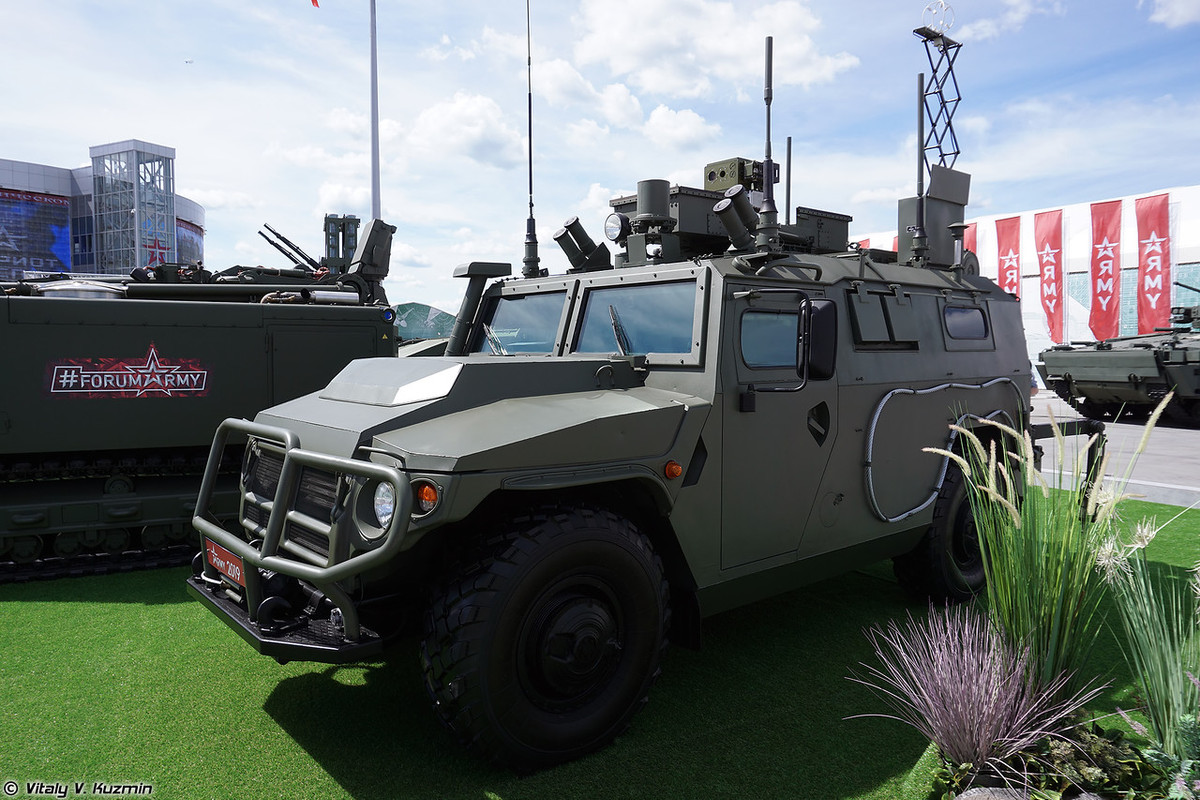 Theo các nguồn tin, các cảm biến trên xe có thể phát hiện bất kỳ loại ô nhiễm phóng xạ; phân tử sinh học như virus; hơi và khí dung các loại chất độc hại trong môi trường từ trong xe. Nguồn ảnh: Vitaly-Kuzmin