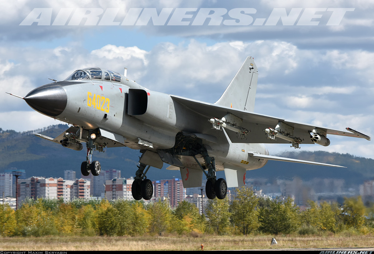 Nhiều nhà quan sát khẳng định việc Trung Quốc dám đưa tiêm kích - bom mới nhất sang Nga thi đấu quân sự cho thấy chiếc máy bay đã sẵn sàng cho nhiệm vụ chiến đấu. Nguồn ảnh: Airliners.net