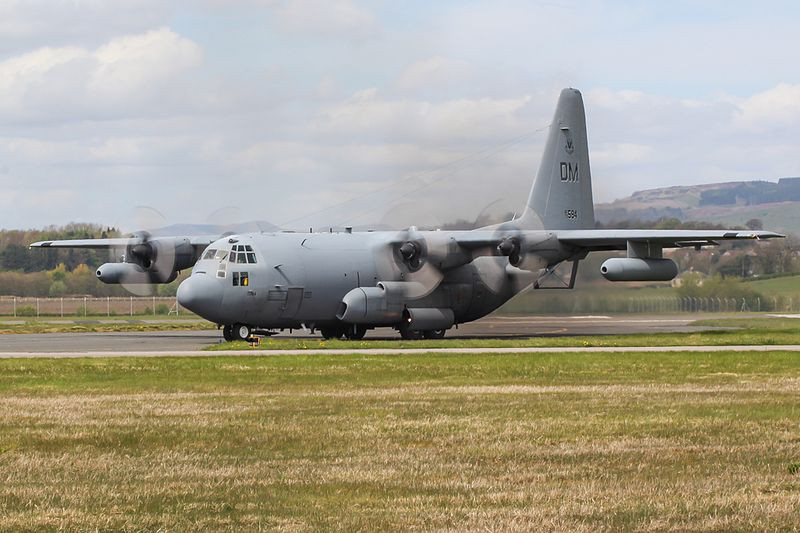 Mới đây, Không quân Mỹ tiết lộ đã triển khai máy bay tấn công điện tử EC-130H tới căn cứ Krzesiny ở Ba Lan. Việc điều động này được cho là một trong những nỗ lực nhằm đối phó với sức mạnh của nước Nga. Nguồn ảnh: Wikipedia