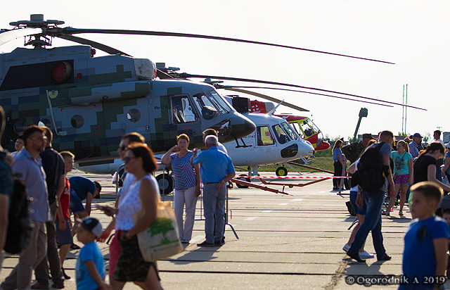 Hiện nay, nhà máy vẫn "hàng ngày hàng giờ" sản xuất các phiên bản mới của dòng trực thăng Mi-8/17 chủ lực, đồng thời sản xuất một số dòng trực thăng mới như Ka-226T hay VRT-500. Ảnh: Ogorodnik A