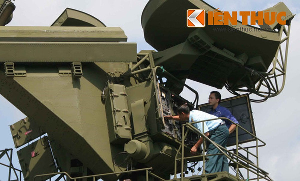 Chương trình nâng cấp tập trung chủ yếu vào cải tiến hệ thống radar điều khiển hỏa lực SNR-125. Theo đó, đài điều khiển SNR-125-2TM có phạm vi bắt mục tiêu diện tích phản xạ sóng radar (RCS) 0,02m2 ở cự ly 100km (trước nâng cấp chỉ là 80km). Thời gian để khóa một mục tiêu nguy hiểm trong nhóm mục tiêu phát hiện được chỉ mất 3 giây.