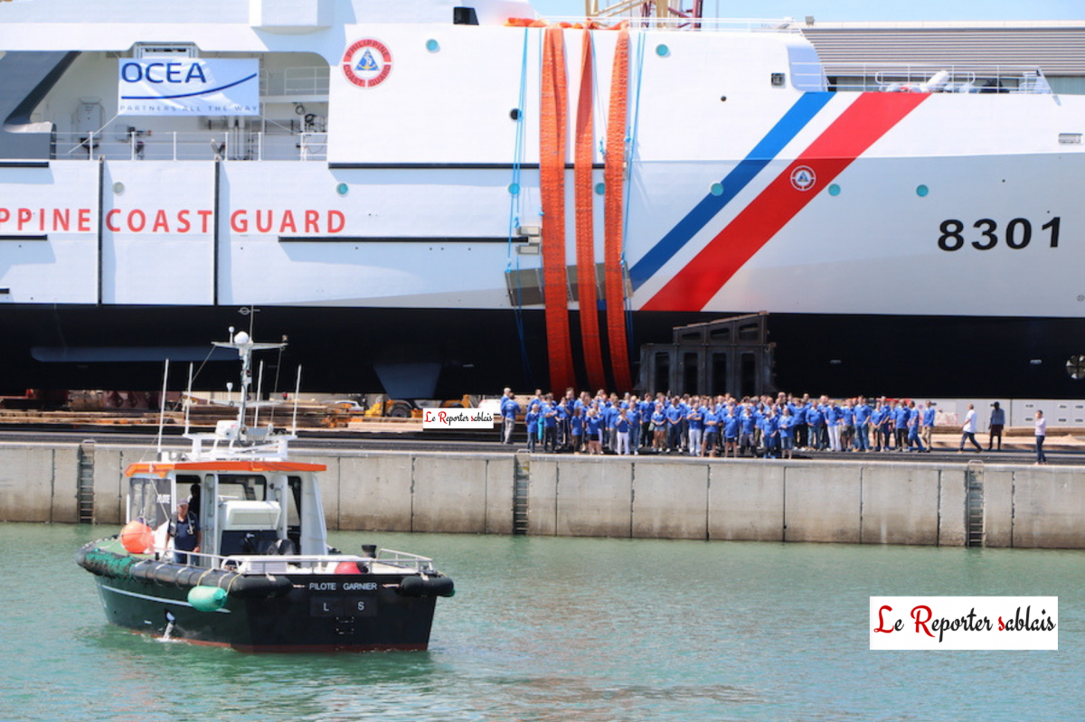 BRP Gabriel Silang có khả năng chở được thêm 2 xuồng bơm hơi thân cứng dài 9m, tốc độ 40 hải lý/h và một trực thăng tuần tra biển. Nguồn ảnh: Le Reporter sablais