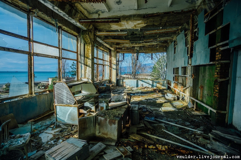 Phòng thí nghiệm nằm ở vị trí rất đẹp nhìn ra biển. Nguồn ảnh: vmulder