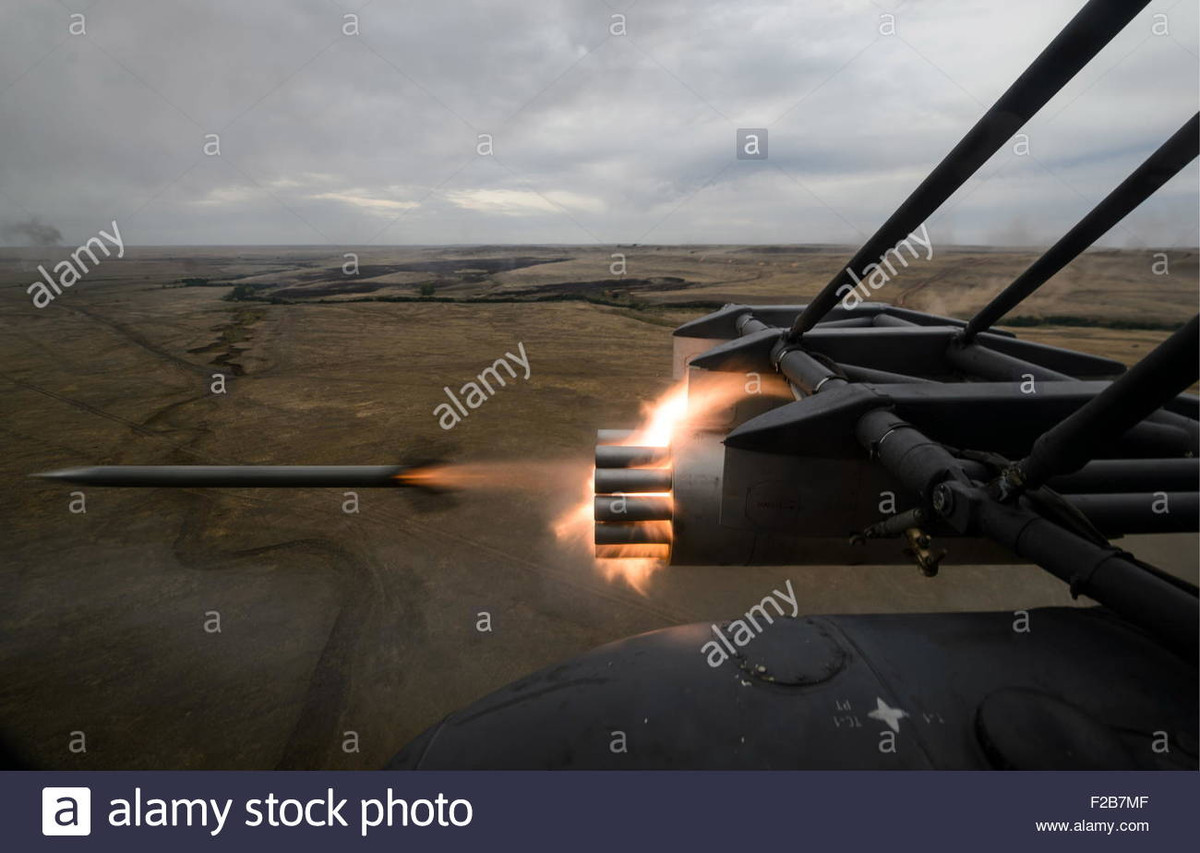 Ngoài ra, máy bay có thể triển khai tên lửa chống tăng Shturm-V hoặc Ataka-V cùng có tầm bắn 6km và tên lửa không đối không Igla-V. Nguồn ảnh: alamy