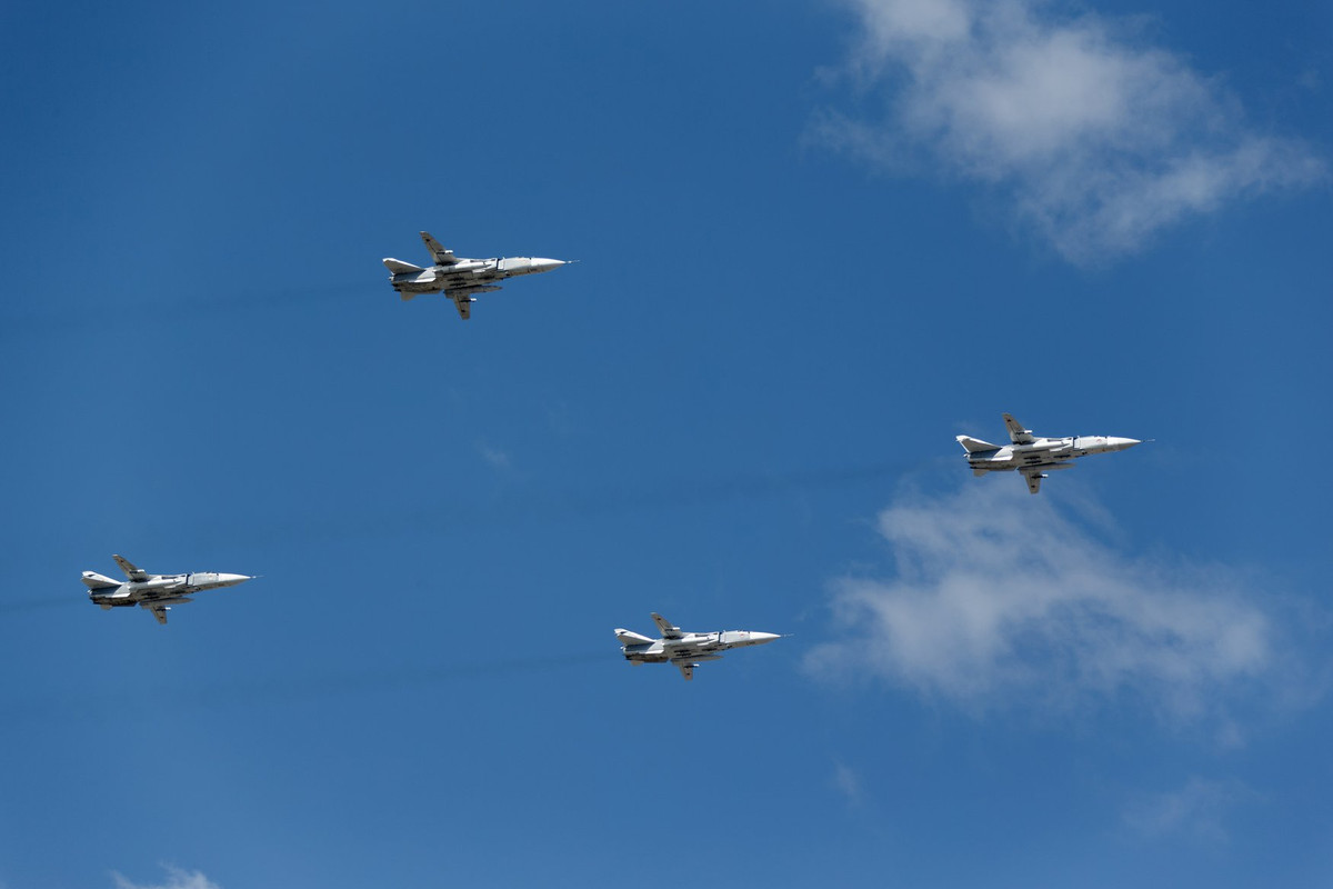 Biên đội tiêm kích Su-24M. Nguồn ảnh: Bộ Quốc phòng Nga