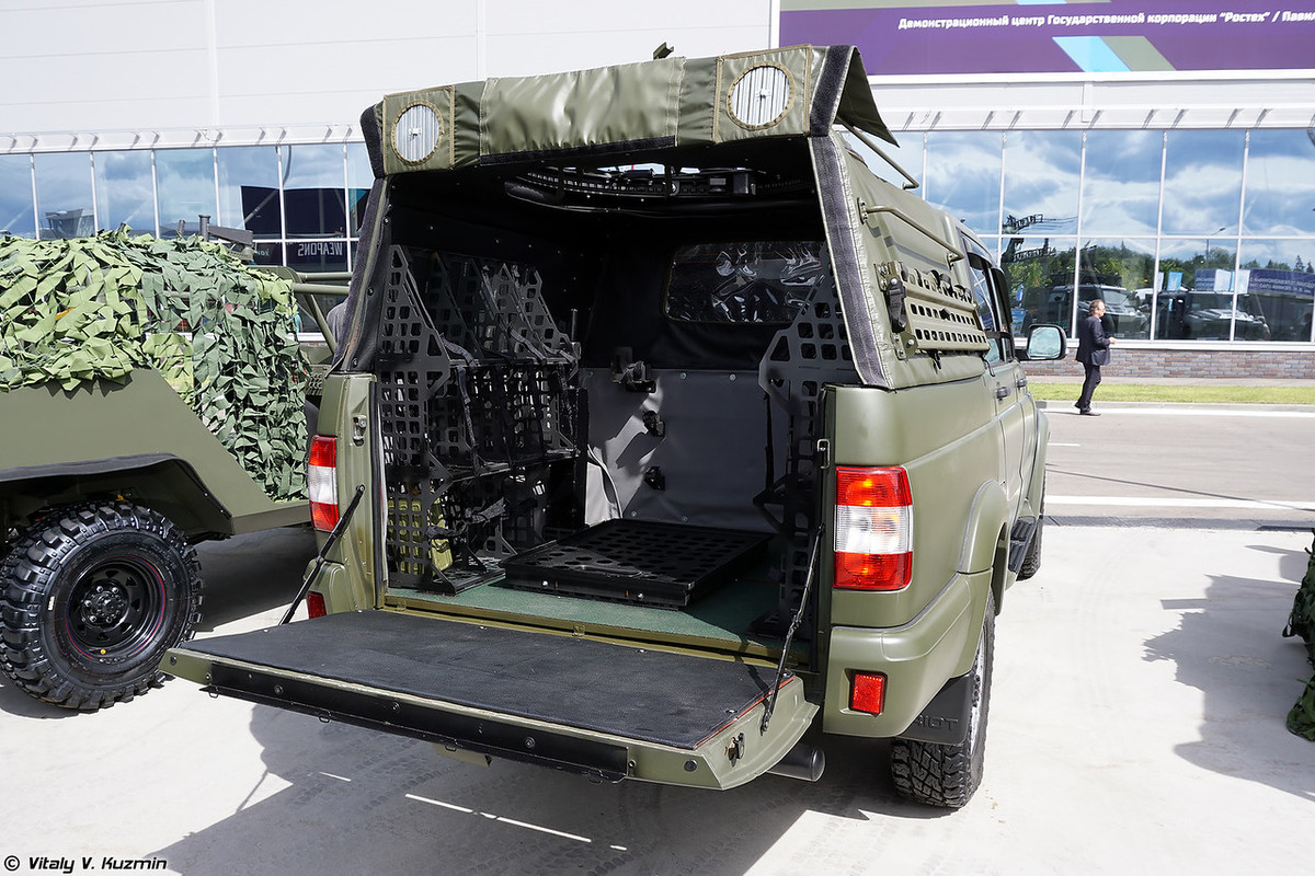 Thùng xe Esaul-39461-00-03. Nguồn ảnh: Vitaly-Kuzmin