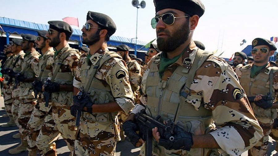 Tuy vậy, nếu nhìn vào thành phần tổ chức và trang bị của IRGC, nhiều người chắc hẳn không ngờ Iran lại cơ cấu cả một lực lượng tên lửa chiến lược khổng lồ cho IRGC. Đó là Lực lượng Không gian Vệ binh Cách mạng Iran (AFAGIR) được trang bị không chỉ các loại máy bay chiến đấu hiện đại mà cả tên lửa chiến thuật - chiến lược với đủ chủng loại từ tầm bắn vài chục km với tầm siêu xa vài nghìn km. Nguồn ảnh: funker