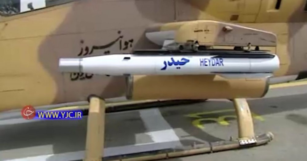 Loại thứ 2 được tiết lộ là tên lửa không đối đất Heidar được cho là dùng để tấn công xe thiết giáp, các phương tiện cơ giới và bộ binh đối phương núp trong các công sự kiên cố. Nguồn ảnh: Simanews
