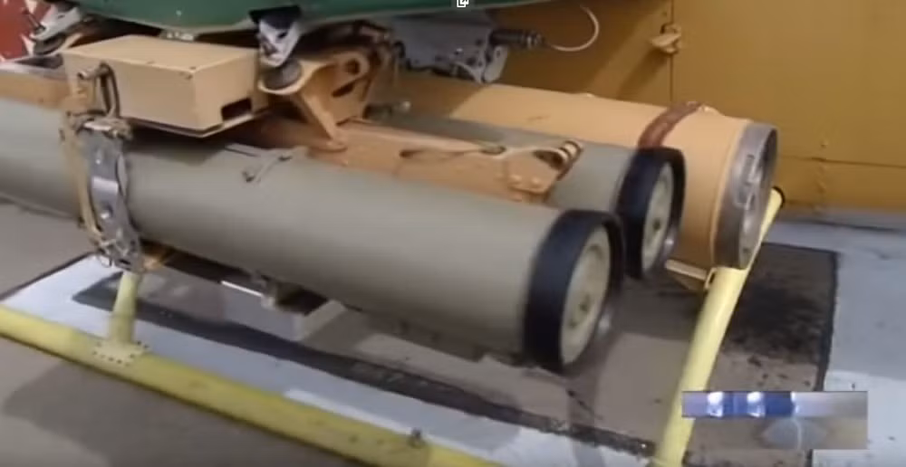 Theo giới chức Iran, tên lửa có thể xuyên 1.200mm thép. Nguồn ảnh: Simanews