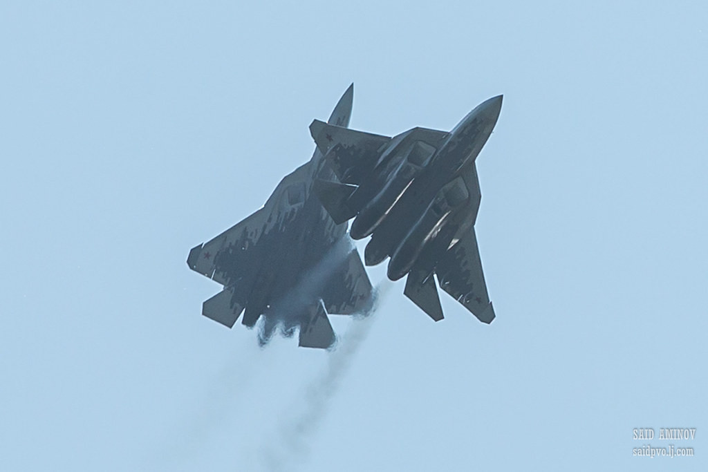 Và tại Zhukovsky 2019, Su-57 sẽ cho các quan khách chứng kiến khả năng cơ động tuyệt vời của nó trong các màn bay có độ khó cao. Ảnh: SAID AMINOV