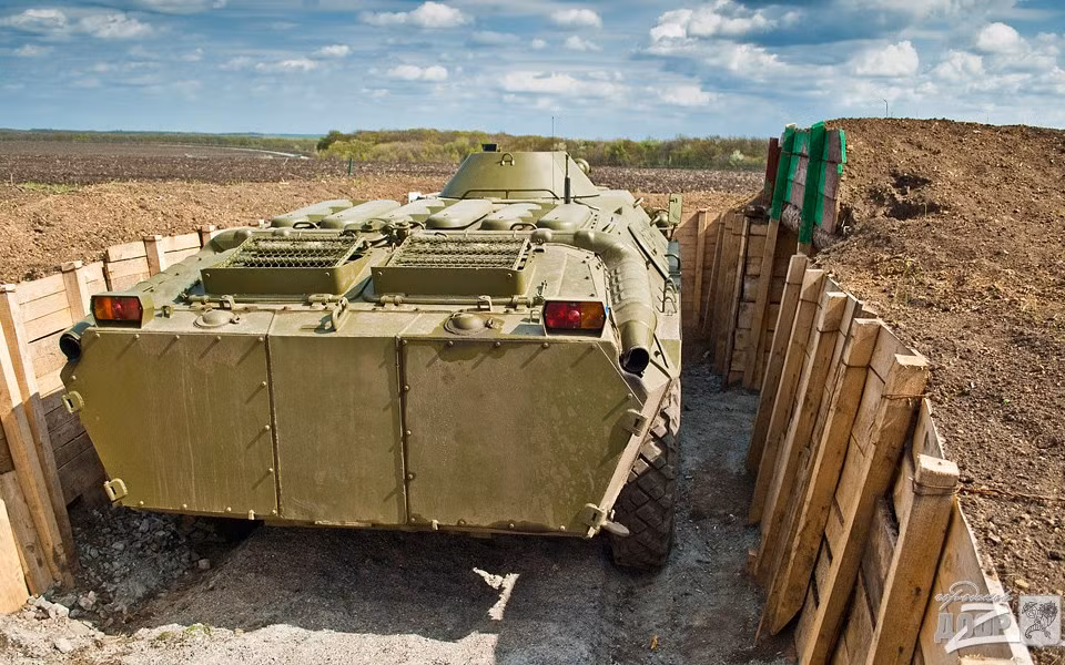 Cả hai dòng xe này đều được bọc giáp có thể kháng đạn súng máy cỡ 7,62mm, cùng sử dụng chung tháp pháo BPU-1 với súng máy 14,5mm KPVT và 7,62mm PKT. Nguồn ảnh: UA