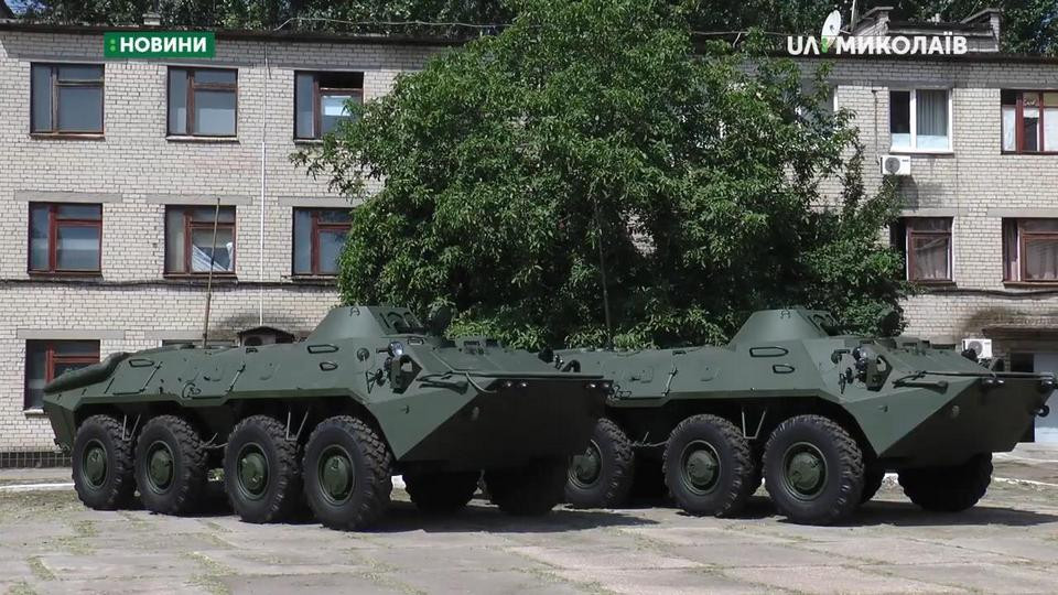 Quân đội Ukraine hiện được cho là còn trang bị khoảng 176 chiếc BTR-60PB, trên 200 BTR-70 và 300 BTR-80, trong khi các dòng xe thiết giáp mới BTR-3/4 mà Ukraine tự phát triển chỉ chưa tới 100. Nguồn ảnh: UA
