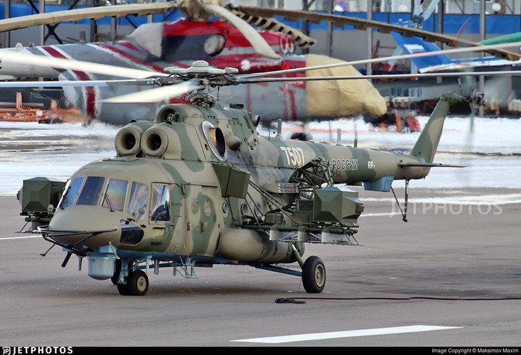 Ký hiệu “VN” trùng lắp với tên viết tắt “Việt Nam” là ký hiệu riêng của phiên bản với hệ thống khí tài đặc biệt. Ví dụ như việc nó sẽ trang bị hệ thống phòng thủ President-S có khả năng phát hiện các loại tên lửa đối phương hướng vào máy bay. Nguồn ảnh: Jetphotos