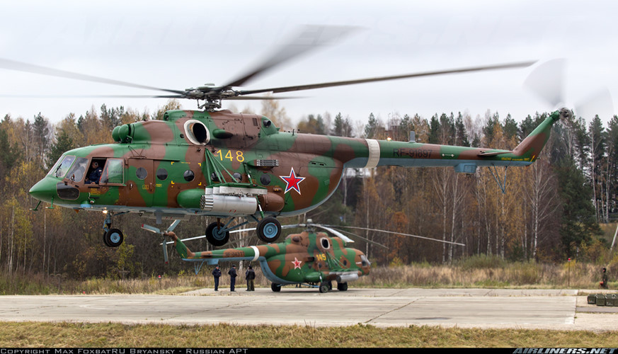 Trực thăng được trang bị cặp động cơ tuabin trục VK-2500 có công suất 2.400hp/chiếc cho phép đạt tốc độ tối đa 280km/h, tốc độ hành trình 260km/h, tầm hoạt động 800km, trần bay 6.000m, tốc độ leo cao 8m/s. Nguồn ảnh: Airliners.net