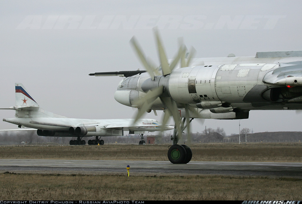 Công suất mỗi động cơ NK-12MPM lên tới 13.600hp, vượt xa hiệu suất của NK-12MP là 2.500hp/chiếc. Nguồn ảnh: Airliners.net