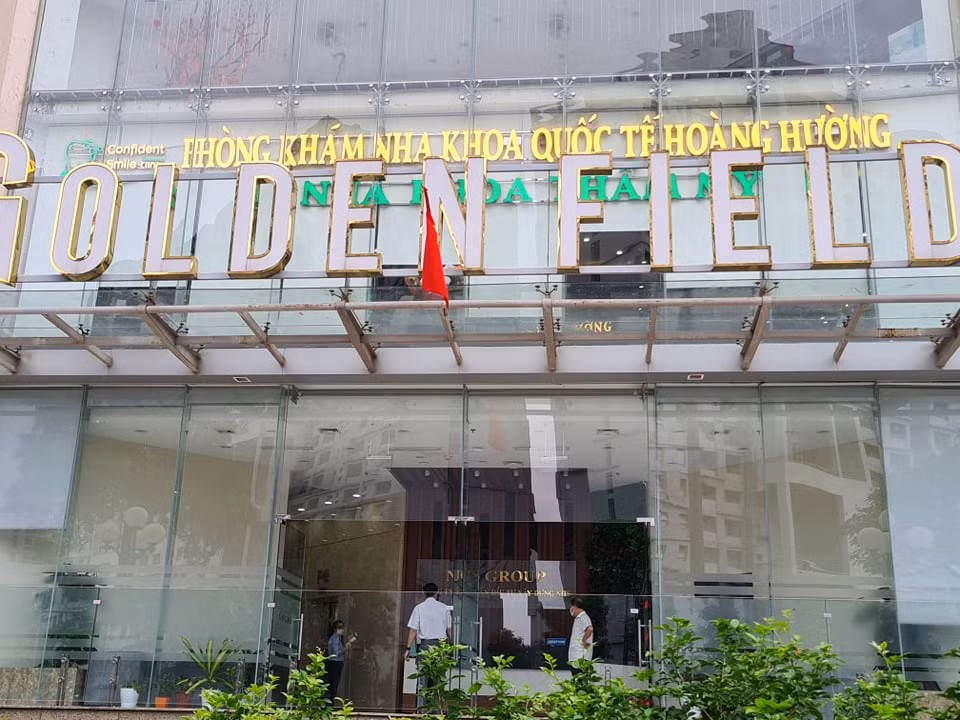 Dai gia hua tra Ho Van Cuong 10 ty cat xe: Nha khoa Hoang Huong tung bi thu hoi giay phep-Hinh-3