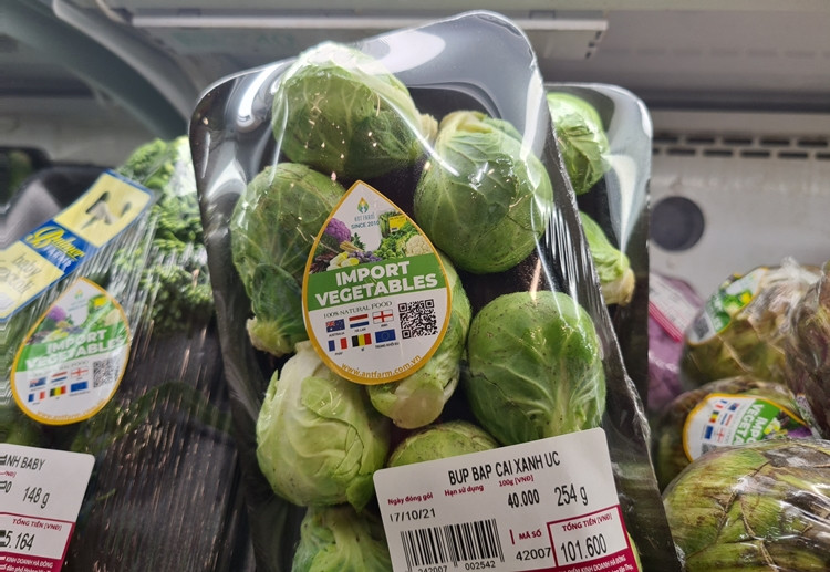 Búp bắp cải xanh Úc bán giá 101.600 đồng/254g.