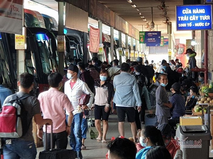 TP.HCM chinh thuc thi diem cho xe khach lien tinh hoat dong tu 13/10-Hinh-2